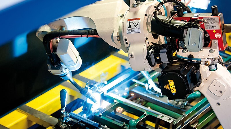 Robotic Welding: What companies do need it and to set it -
